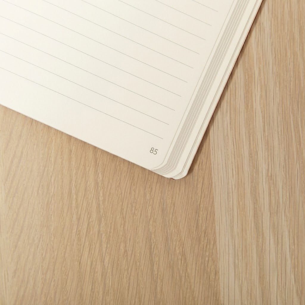 CLAIREFONTAINE, Notebook - My essential | Ruled | B5 | 192 Pg | 90 gsm.